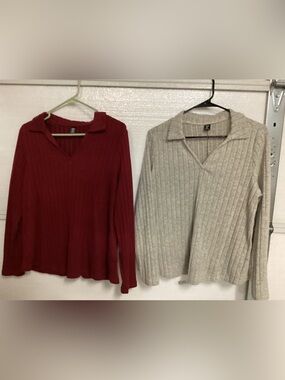2 women’s long sleeve shirts size extra large